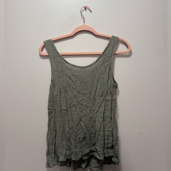 Green Tank Top - Picture 5 of 5